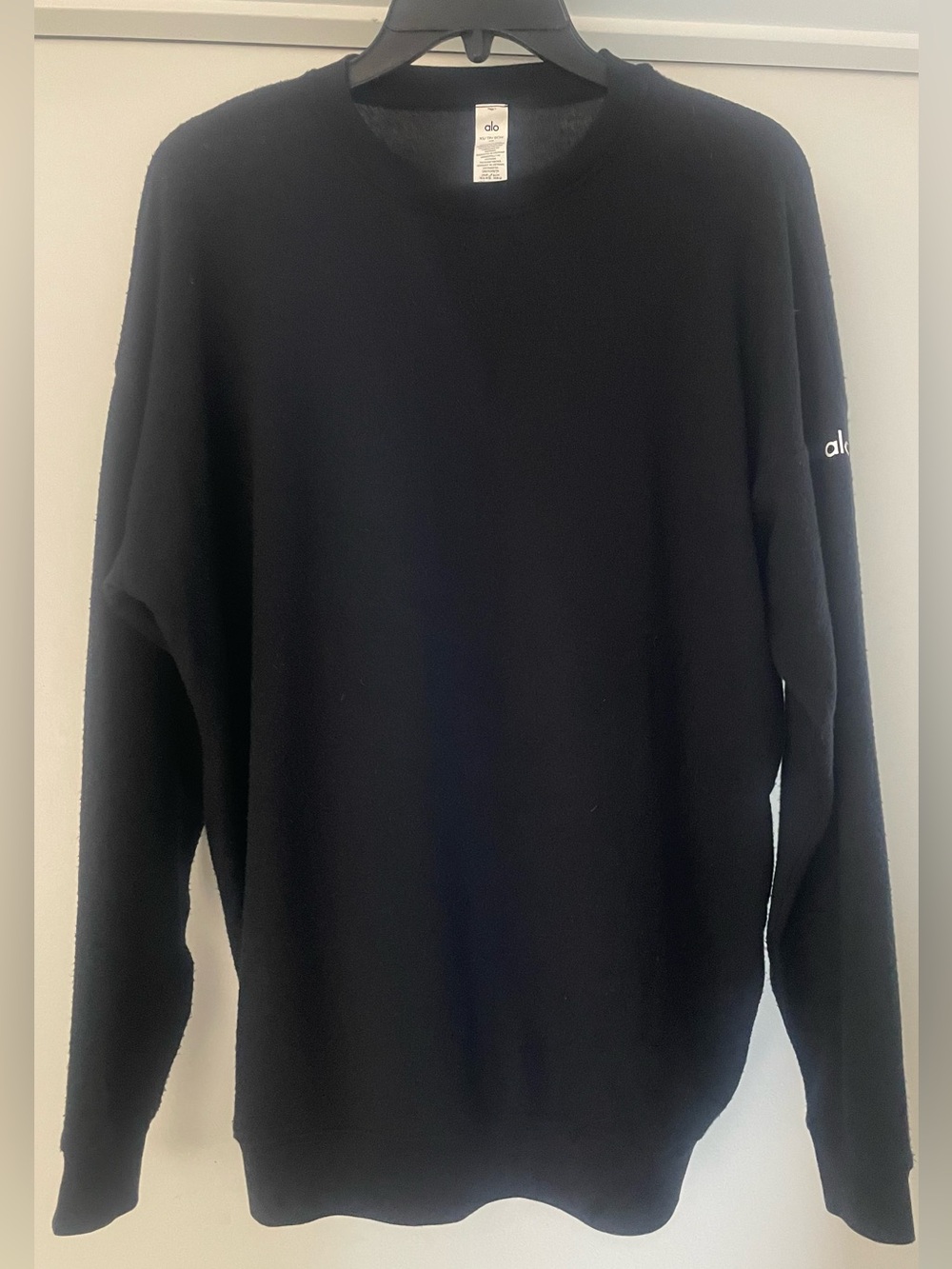 ALO Yoga Women’s Oversized Soho Pullover-Black - Picture 3 of 7